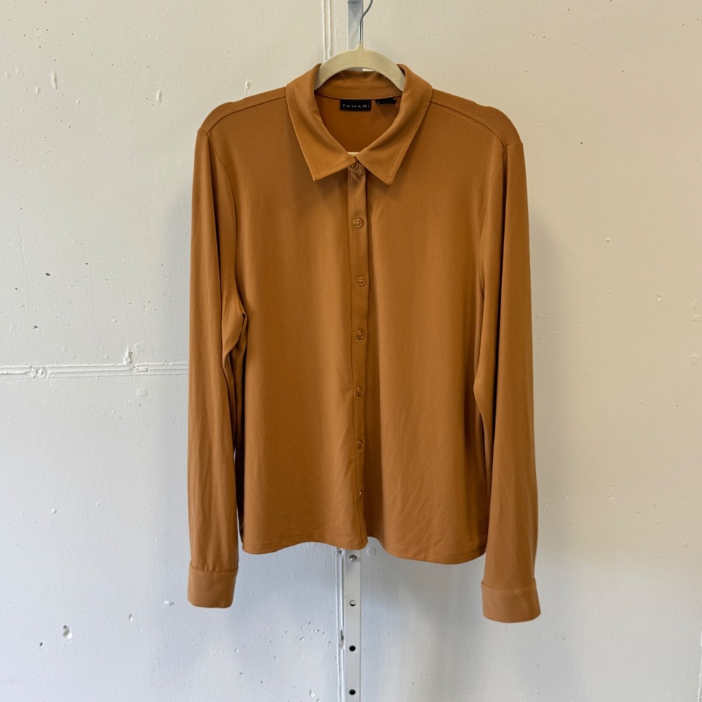 Tahari Womens XL Camel Brown Button Down Long Sleeve Stretch Blouse Top Career